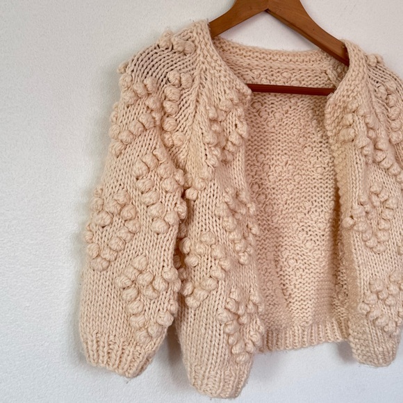Hand Knit Your Love Cardigan Sweater In Ivory Girl Sz 5/6 - Picture 5 of 14